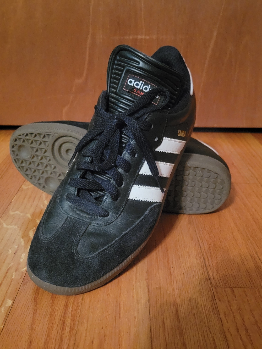 adidas Men’s Black & White Leather Samba Sneakers, Size 8